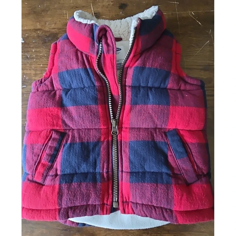 Old Navy Baby Boys Vest 12-18 Months‎ Red Buffalo Plaid Sherpa Lined Quilted